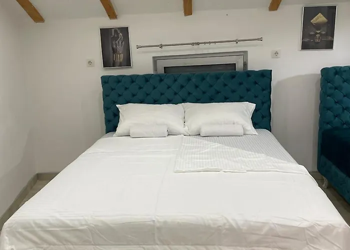 Yugoslavija Lux 3 Apartament *